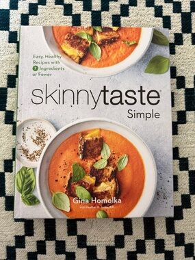 Skinny-taste Simple Cookbook by Gina Homolka 📕